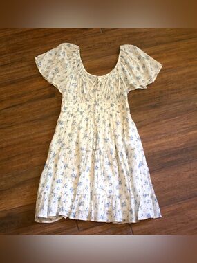 Altar’d State White & Blue Floral Babydoll Mini Dress | Flutter Sleeve | Medium
